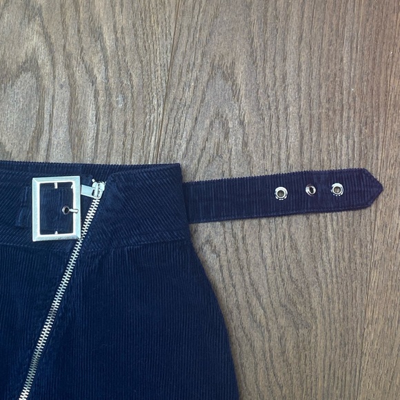 NWOT Urban Outfitters Corduroy Zip Miniskirt - Picture 5 of 7